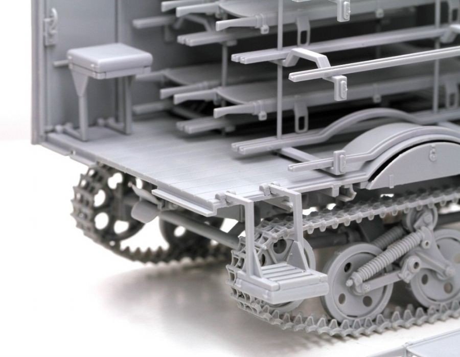 Dragon 6766 Sd.Kfz.3 Maultier Ambulance 1/35 – image 15
