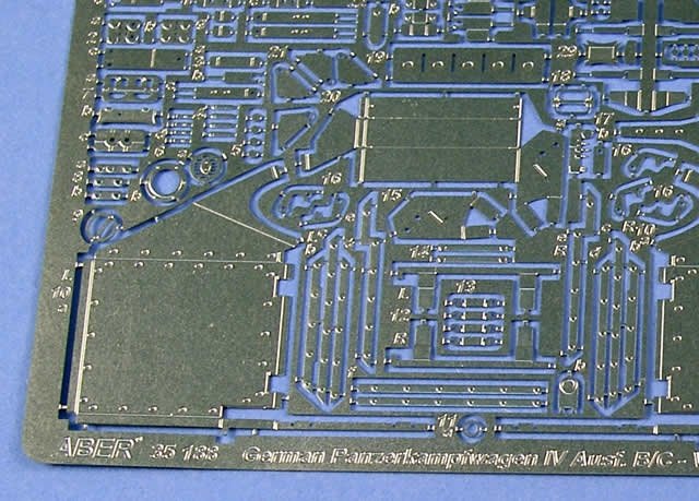 Aber 35188 German medium tank Pz.Kpfw. IV, Ausf.B/C - vol.1 - basic set 1/35 – zdjęcie 2