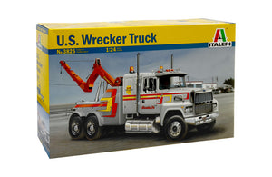 Italeri 3825 US Wrecker Truck 1/24 – image 3