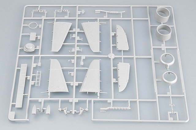 Trumpeter 02823 WELLINGTON Mk.III 1/48 – zdjęcie 5