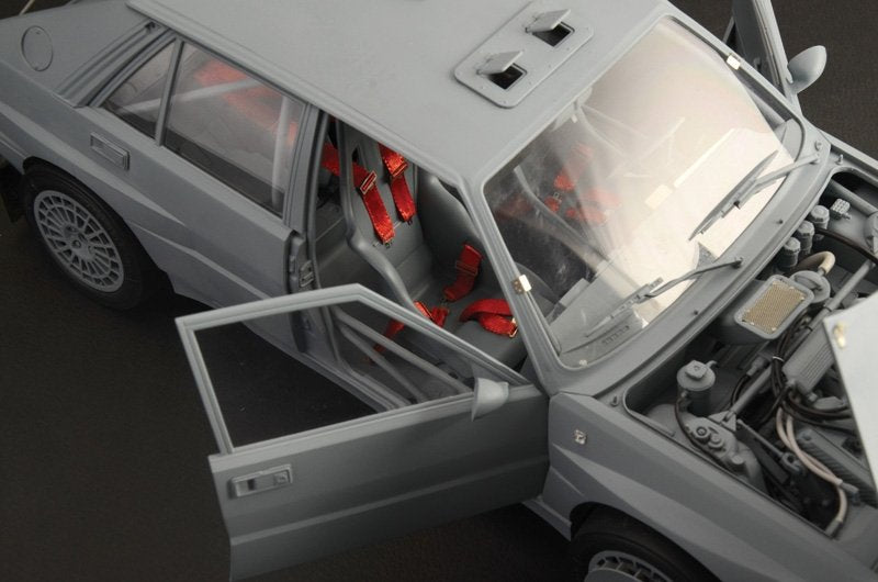 Italeri 4709 Lancia Delta HF integrale 16v 1/12 – zdjęcie 11