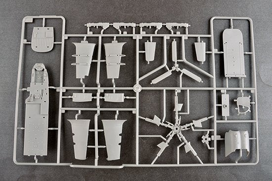 Trumpeter 05812 Mi-24D Hind-D 1/48 – Bild 7