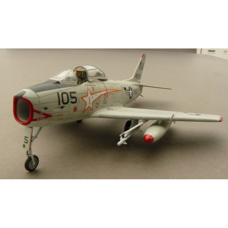Sword 72109 FJ-3M Fury 1/72 – Bild 3