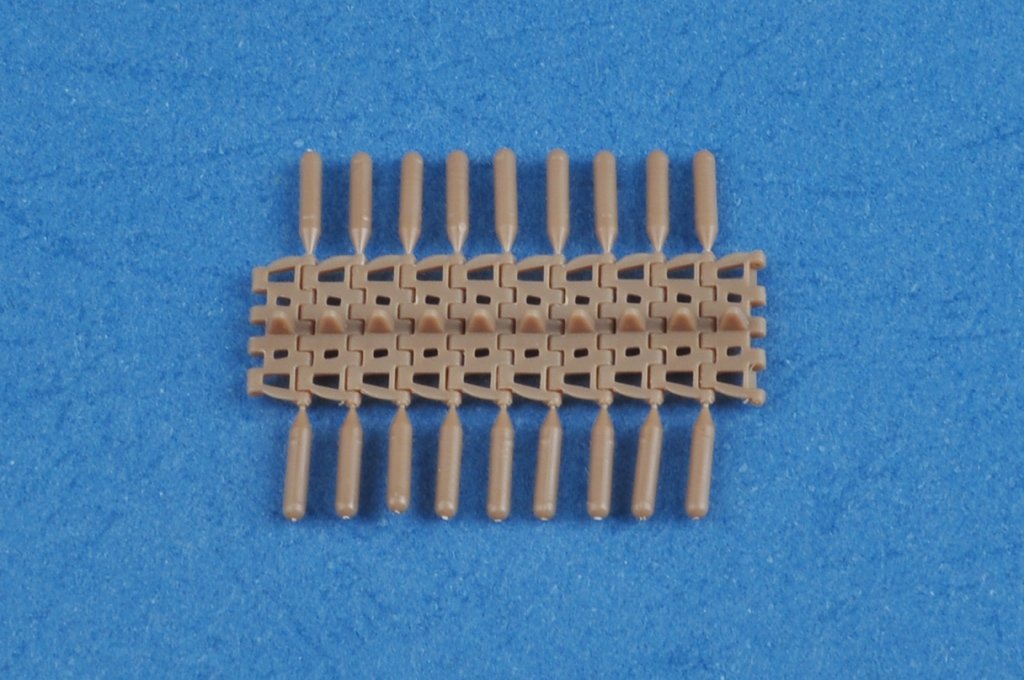 Hobby Boss 81011 Soviet T-35 Heavy Tank Track Links 1/35 – image 5