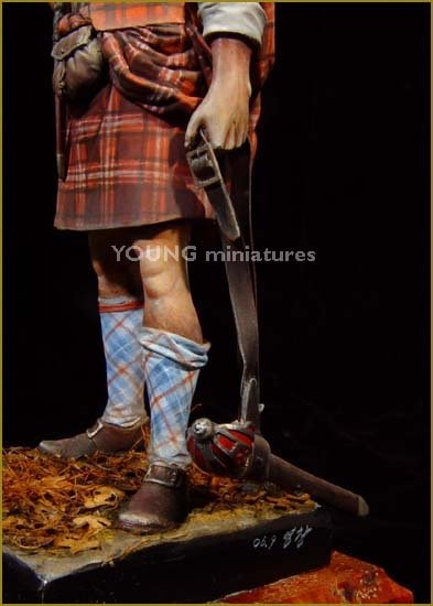 Young Miniatures YH9004 Highland Clansman 1746 90mm – image 4