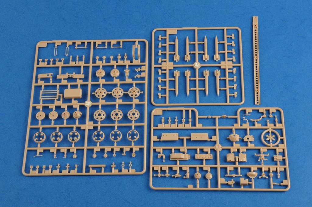 Hobby Boss 83846 Russian BM-13N 1/35 – immagine 9