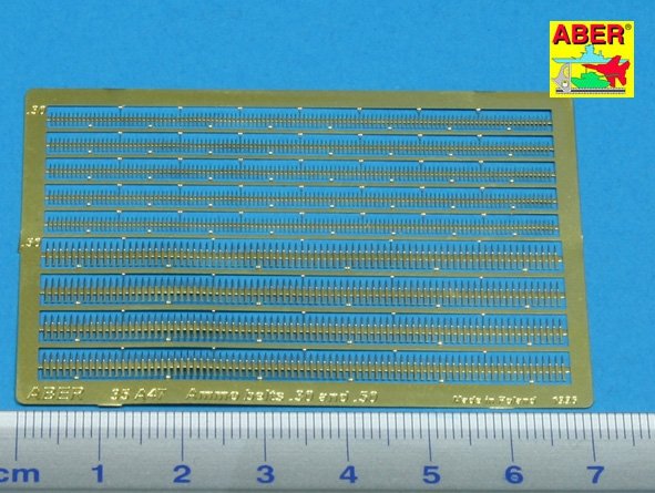 Aber 35A047 .30 and .50 inch ammo belts (1/35) – image 2