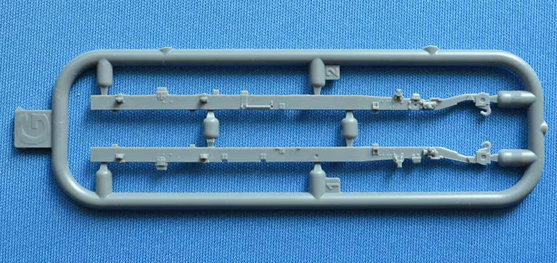 ACE 72601 US G7105 1,5t 4x4 Panel Delivery Truck 1/72 – zdjęcie 6
