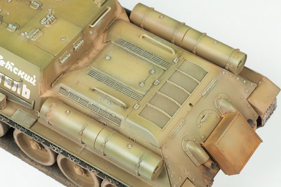 Zvezda 3690 Soviet tank destroyer SU-85 1/35 – image 5