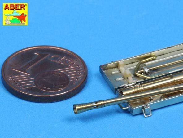 Aber 35L-089 Set of 2 German 2cm L/65 gun barrel for Flak 38 with storage box 1/35 – zdjęcie 5