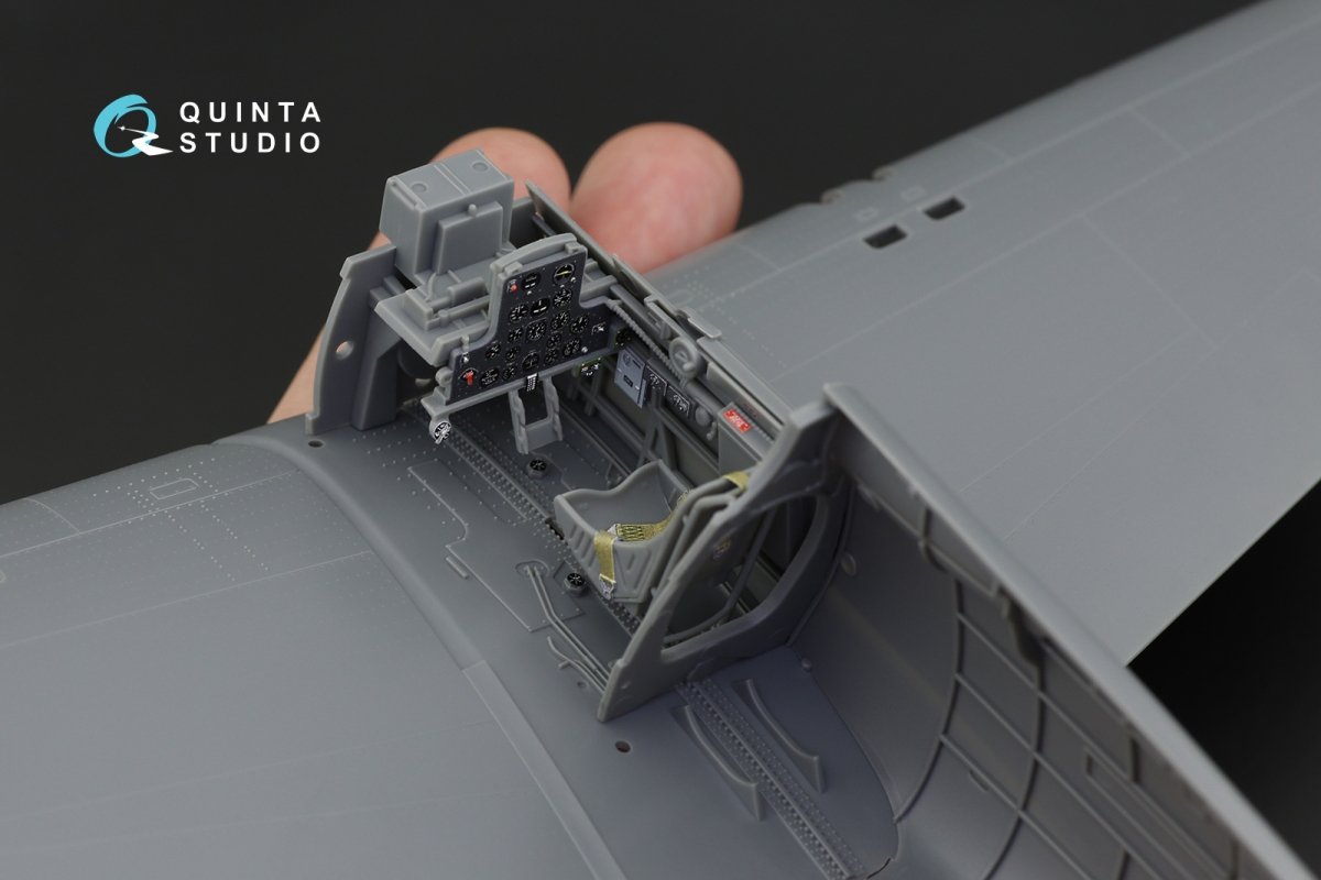 Quinta Studio QD32132 P-40B 3D-Printed &amp;amp; coloured Interior on decal paper (GWH) 1/32 – zdjęcie 8