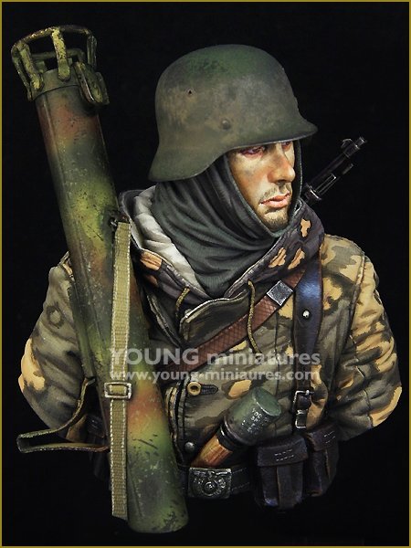 Young Miniatures YM1865 German Waffen SS with Panzerschreck 1/10 – Bild 8
