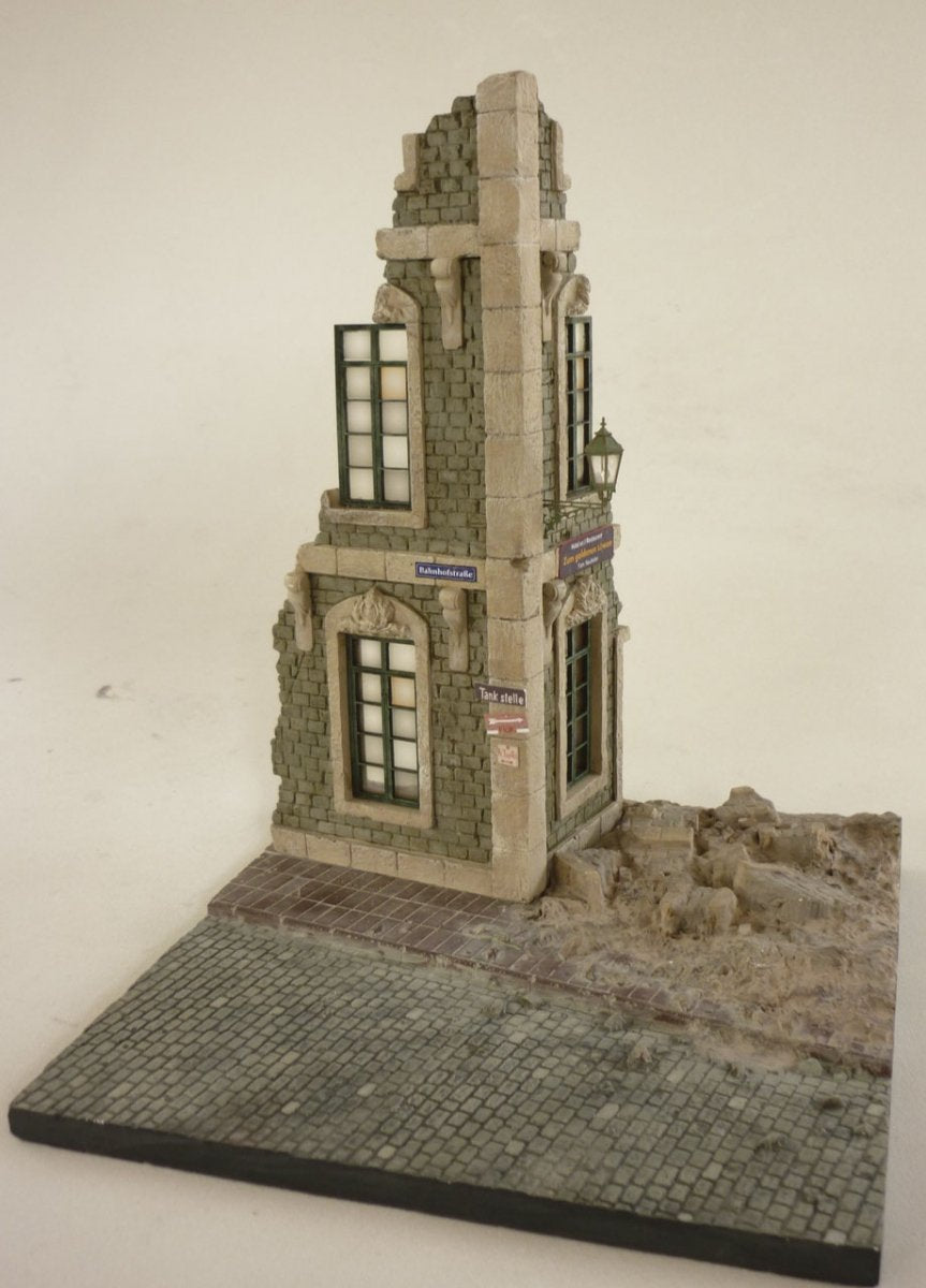 RT-Diorama 35253 Diorama-Base: Cityhouse Corner 1/35 – immagine 10