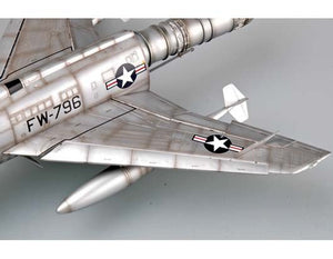 Trumpeter 02232 North American F-100D Fighter 1/32 – image 6
