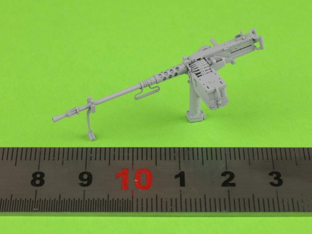 Master GM-35-063 Browning M2HB .50 cal (12.7mm) - machine gun with tank mount - WWII period (early M23 cradle with early ammo rack) 1/35 – image 7