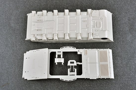 Trumpeter 09552 Russian Armored Mine-Clearing Vehicle BMR-3 1/35 – image 4