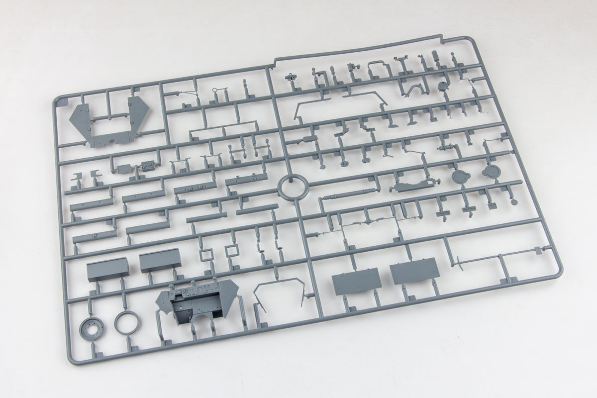 Snowman Model SP-8001 Sd.kfz.251/1 Ausf.D 1/35