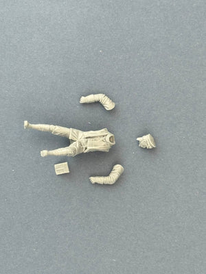 Copper State Models F32-060 German Dispatch Rider standing with a motorcycle (Motorcycle not included) 1/32 – zdjęcie 4