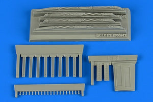 Aires 4747 Su-17/22M3/M4 Fitter K covered chaff/flare dispensers 1/48 KITTY HAWK