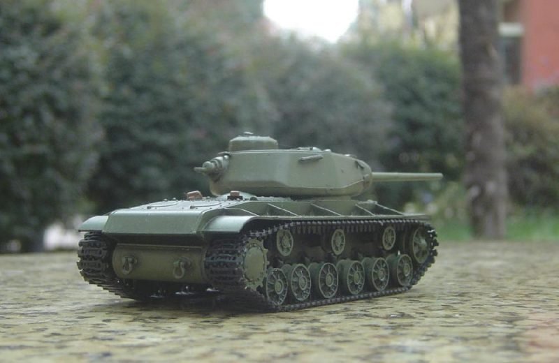 PST 72008 KV-85 Heavy Tank 1/72 – image 8