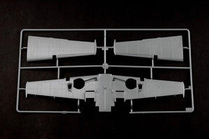 Trumpeter 02290 German IIWW fighter Messerschmitt Bf 109E-4/Trop 1/32 – image 3