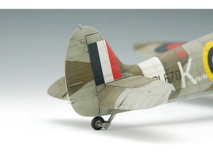 Trumpeter 02403 SPITFIRE Mk.Vb 1/24 – zdjęcie 4