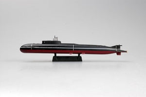 Hobby Boss 87021 Kursk SSGN Russian Navy Oscar II Class Submarine 1/700 – image 2
