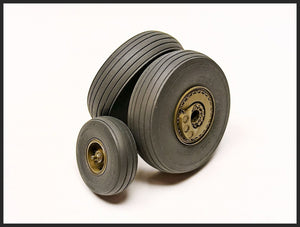 Clear Prop! CPA35002 CH-54A Tarhe wheels set for ICM kit 1/35 – image 3