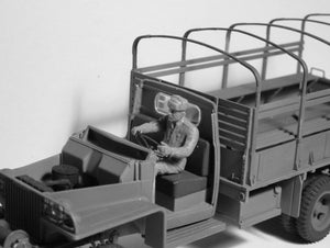 ICM 35643 RKKA Drivers (1943-1945) (2 figures) 1/35 – zdjęcie 3