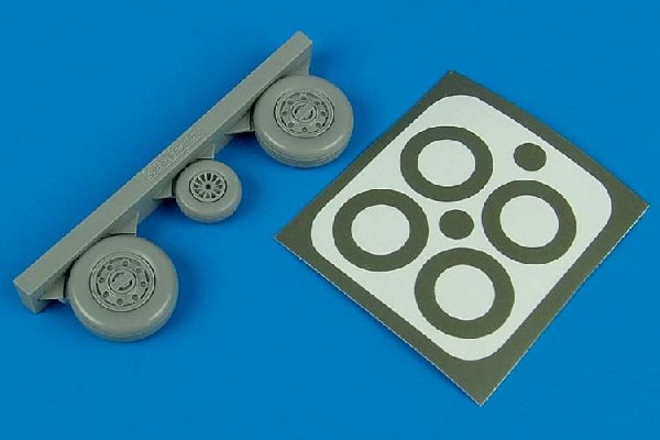 Aires 4414 F-105 Thunderchief wheels &amp;amp; paint masks 1/48 Trumpeter