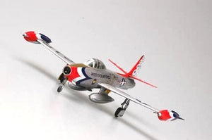 Hobby Boss 80247 F-84G Thunderjet Fighter 1/72 – image 4