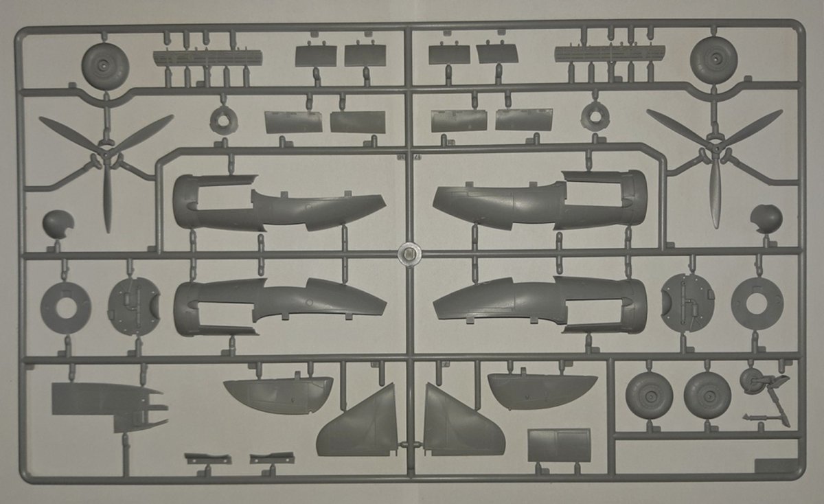 ICM 48239 Ju 88С-6b, WWII German Night Fighter 1/48 – image 7