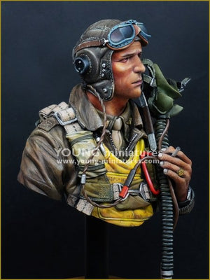 Young Miniatures YM1856 USAAF FIGHTER PILOT 1944 1/10 – image 8