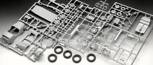Revell 77751 Starter Kit Aston Martin Ulster 1/32 – obrázek 8
