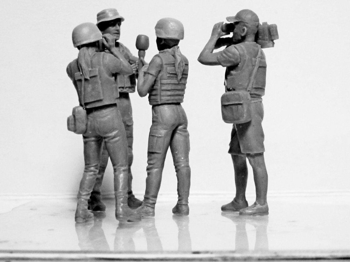 ICM 35751 Journalists in War 1/35 – immagine 5