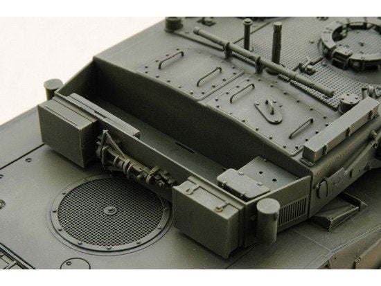 Trumpeter 00332 Italian C-1 Ariete MBT 1/35 – image 8