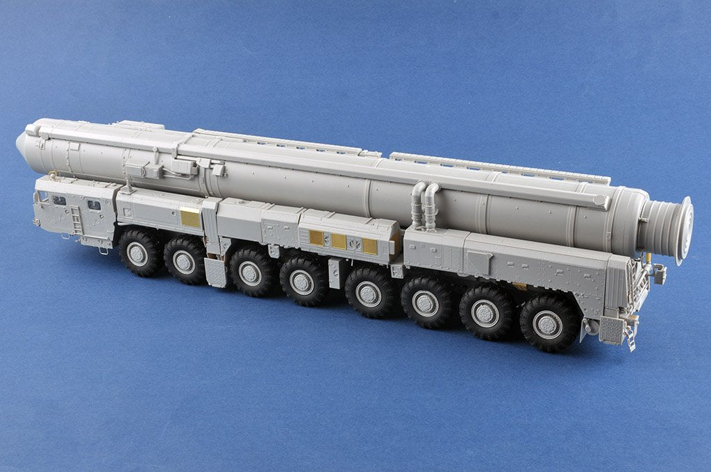 Trumpeter 01082 15U175 TEL of RS-12M1 Topol-M ICBM complex 1/35 – zdjęcie 4