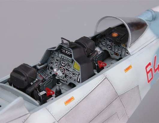 Trumpeter 02270 Su-27UB Flanker-C 1/32 – zdjęcie 7
