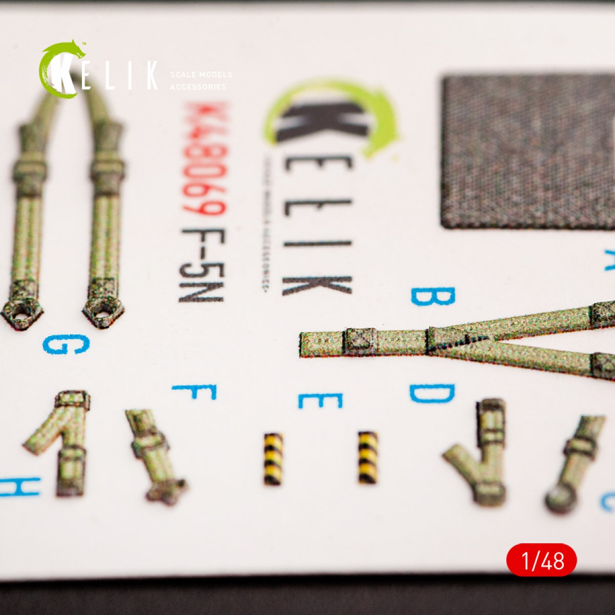 Décalcomanies 3D intérieures KELIK K48069 pour maquette AFV Club au 1/48 – image 6