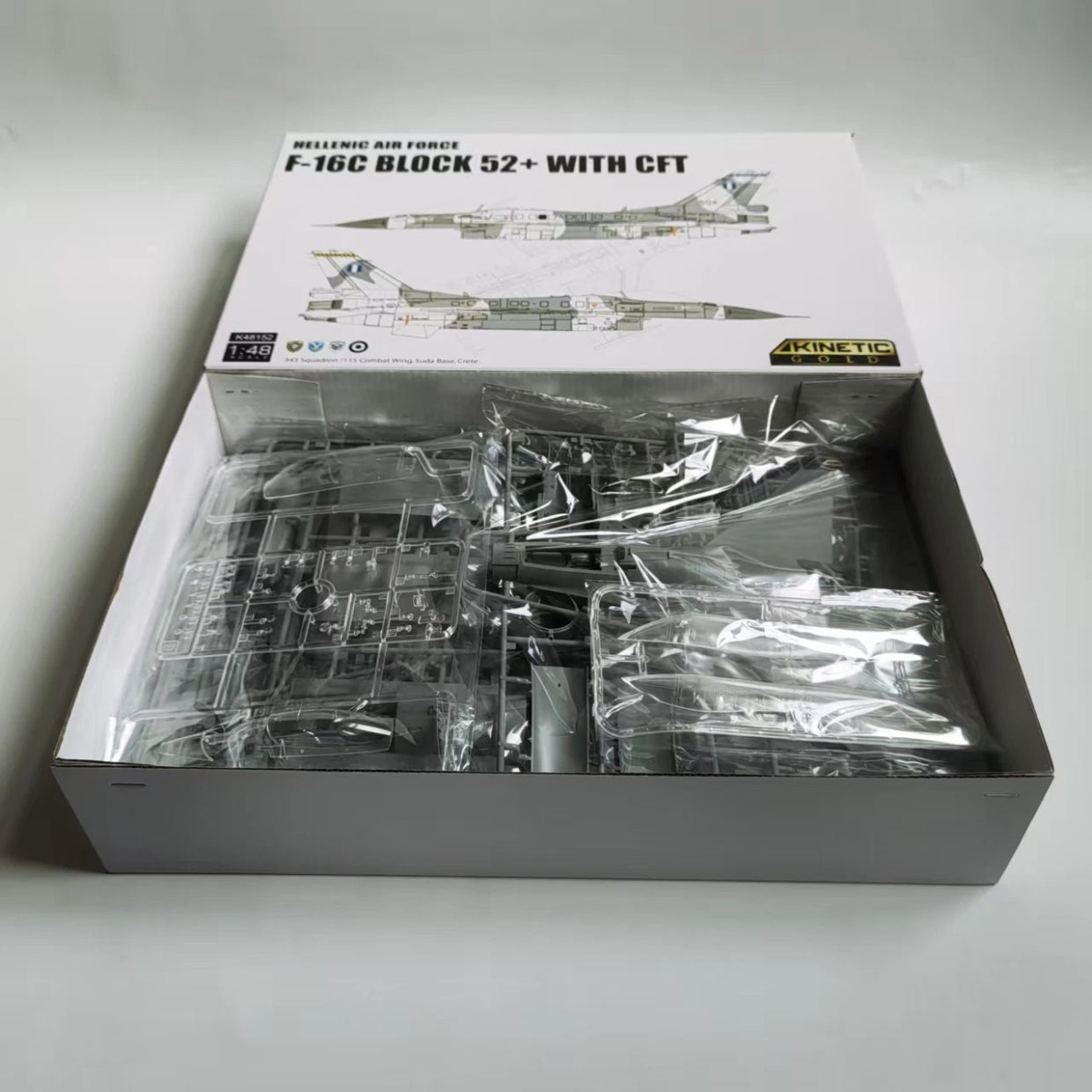 Kinetic 48152 Lockheed Martin F-16 C Block 52+ with CFT in Hellenic Air Force Service (Gold Series) 1/48 – immagine 3