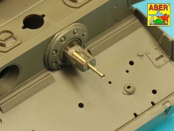 Aber 35L-332 76.2 mm (3 inch) 17 pounder Mk. II barrel with muzzle brake for A34 COMET tank 1/35 – image 7