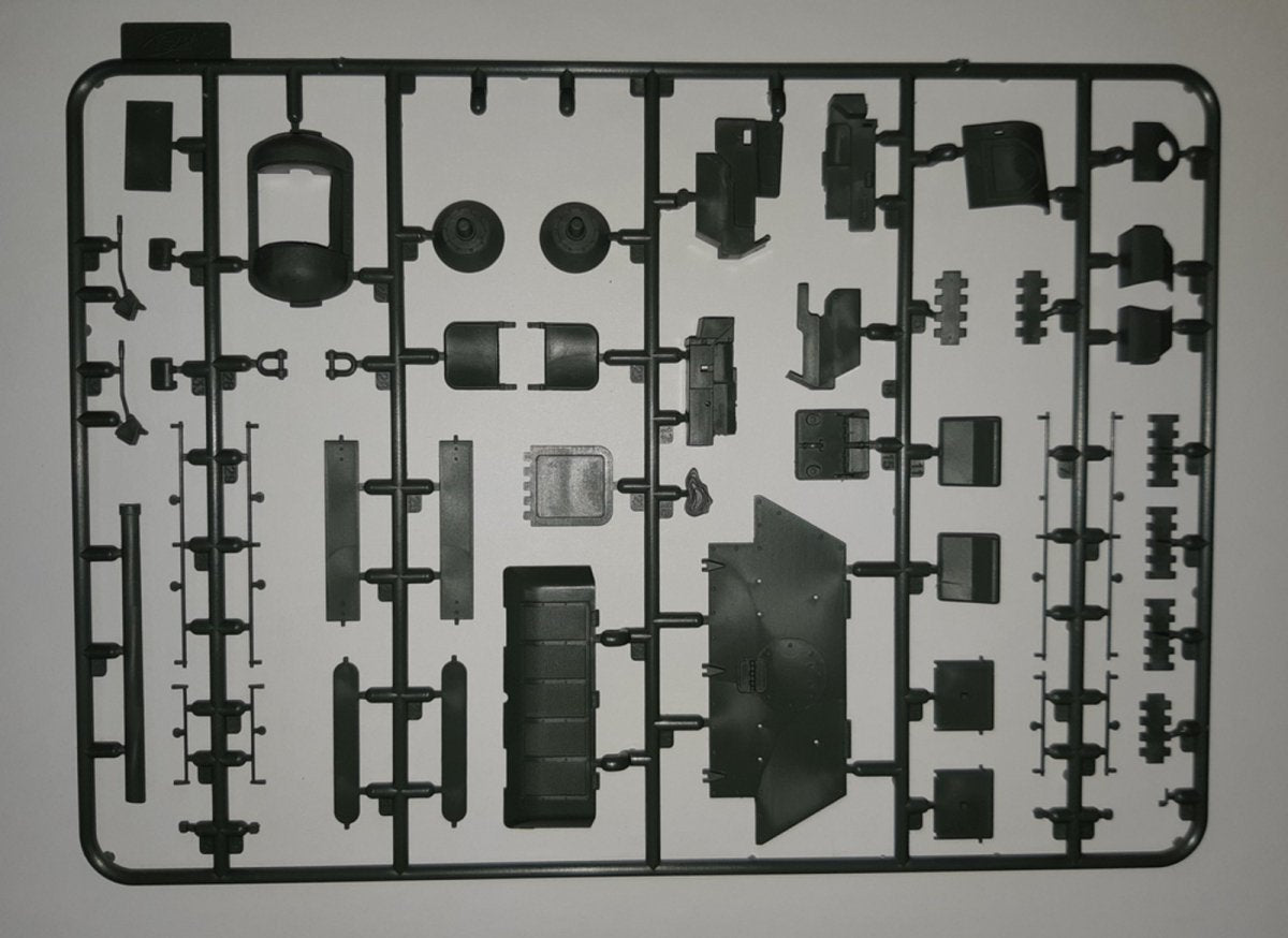 ICM 35370 Pz.Kpfw. 747 T-34 (r), WWII German Medium Tank 1/35 – zdjęcie 6