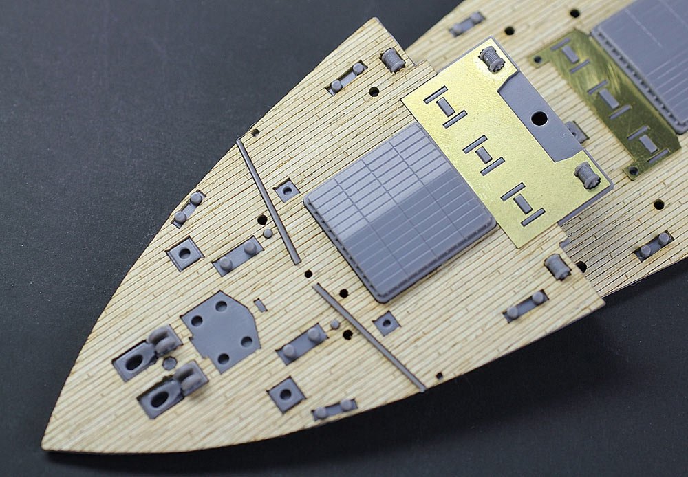 Hasegawa QG51 (72151) NYK Line Hikawa Maru Wooden Deck 1/350 – image 3