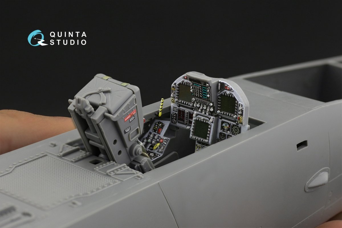 Quinta Studio QD32109 F/A-18C Late 3D-Printed &amp;amp; coloured Interior on decal paper (Academy) 1/32 – zdjęcie 8