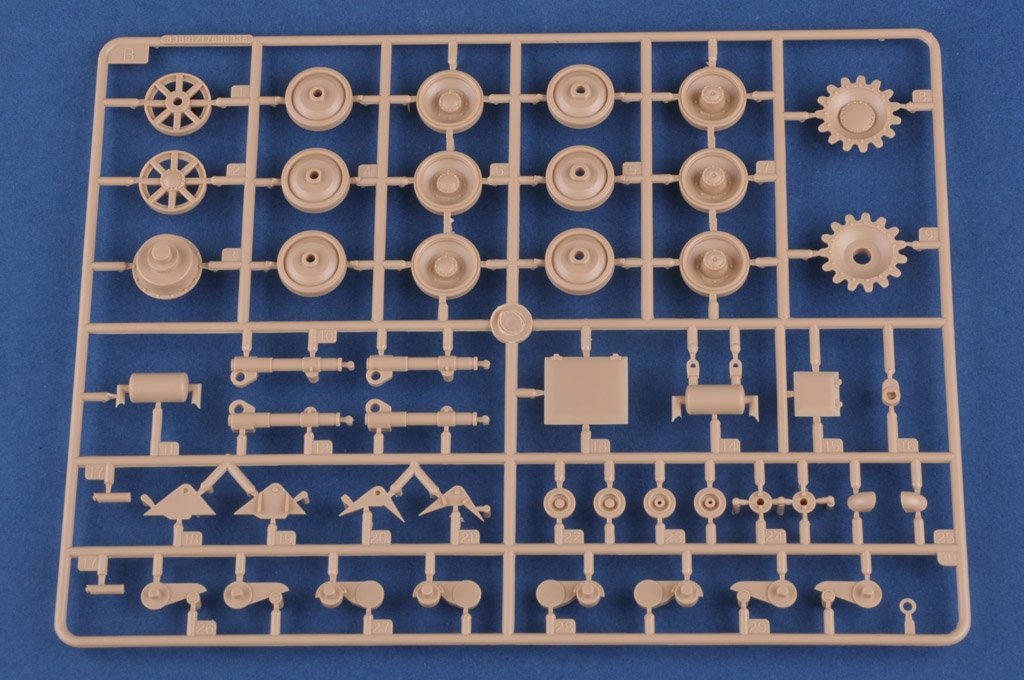 Hobby Boss 83891 German VK.3001(P) 1/35 – image 7