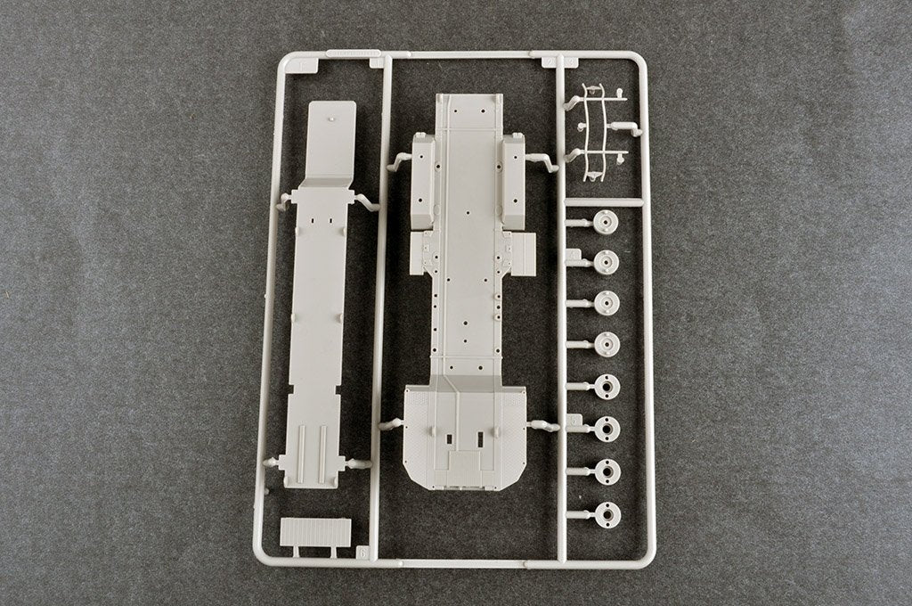 Trumpeter 07159 MPQ 53 C-Band Tracking Radar 1/72 – image 5
