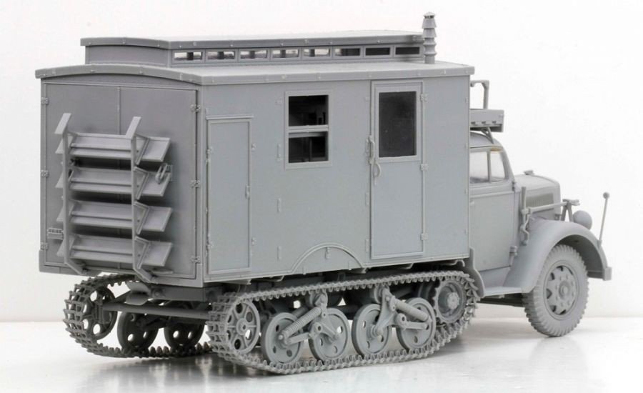 Dragon 6766 Sd.Kfz.3 Maultier Ambulance 1/35 – image 11