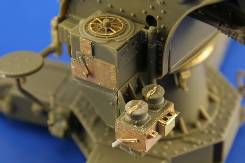 Eduard 35822 Flak 18 88mm AFV CLUB – image 4