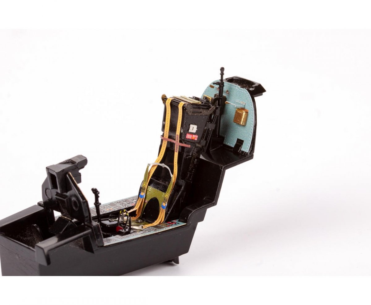 Eduard 32967 Mirage 2000 C for KITTY HAWK 1/32 – image 7