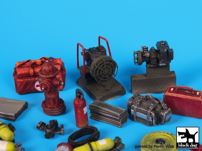 Black Dog T35144 Firefighters equipment accessories set 1/35 – image 2